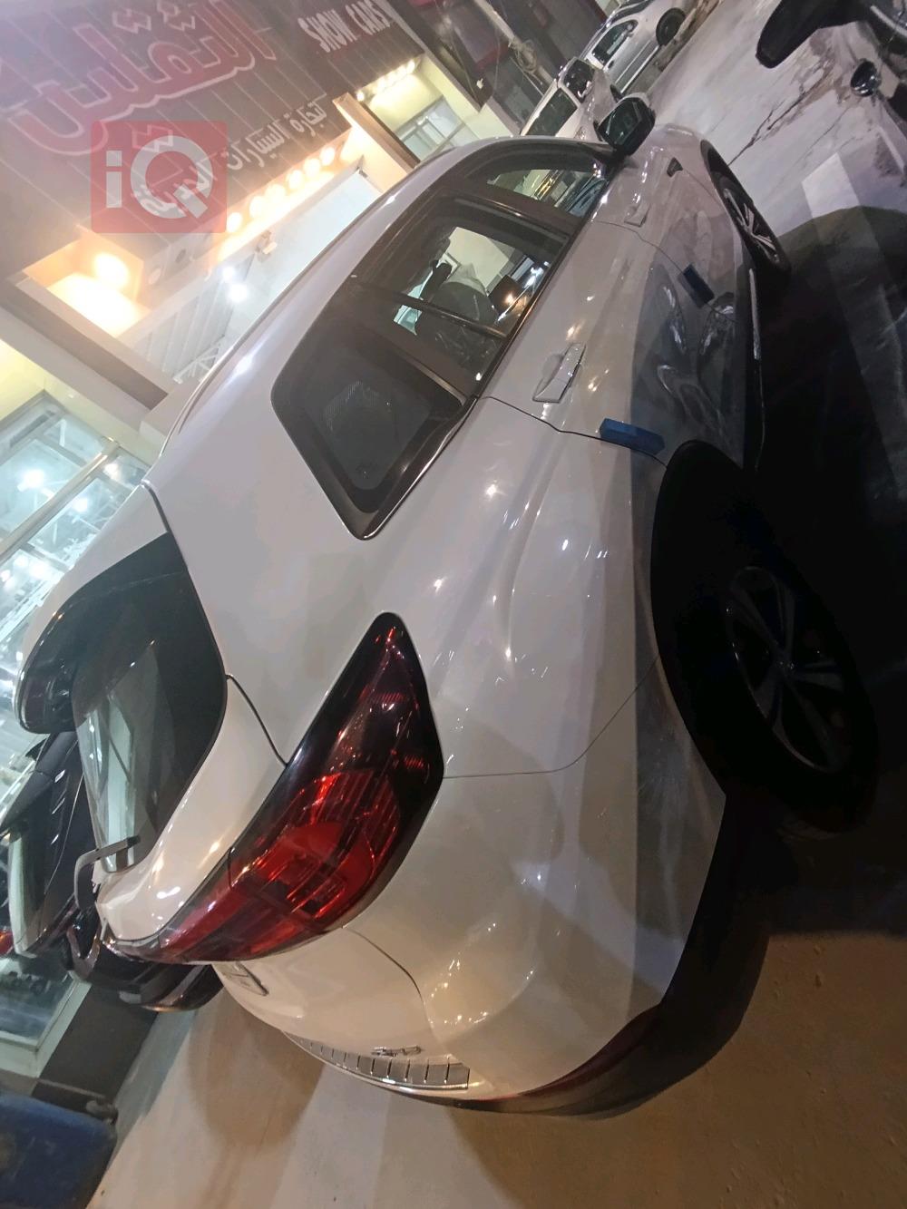 چانگان CS75